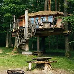 Treehouse Lüks kamp alanı