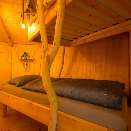Treehouse Luxusní stan Bojnice